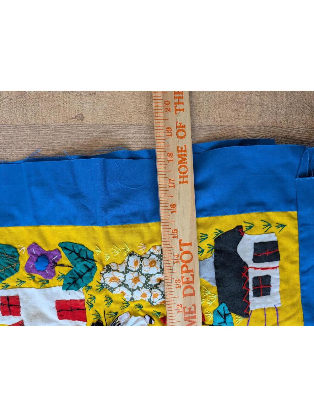 Unfinished Colorful hand-embroidered village textile wall hanging - Picture 4 of 4